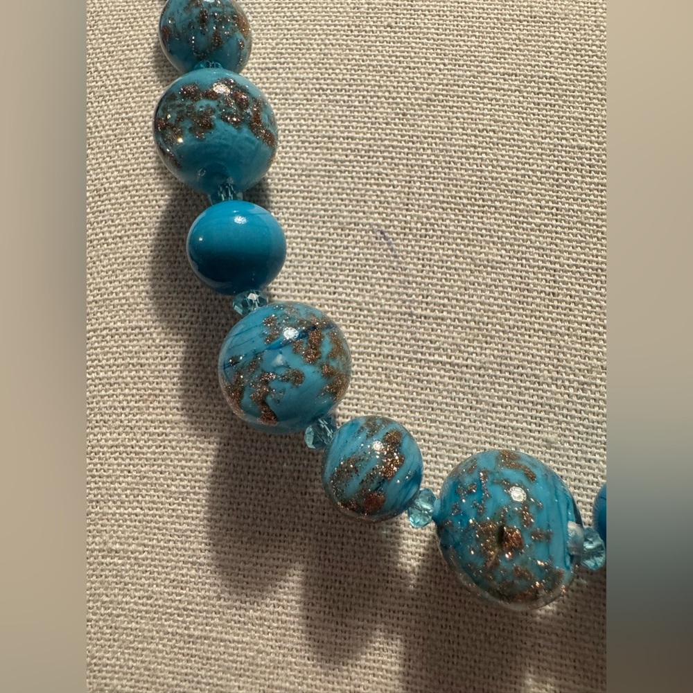 Murano glass blue swirled and gold foiled bead necklace, EUC. - Picture 3 of 6